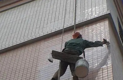 本溪市卫生间漏水维修公司分享下本溪市外墙防水的必要性。